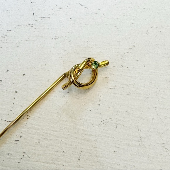 Vintage Gold Tone Art Nouveau Spiral Knot Crystal Stick Pin - Picture 3 of 7